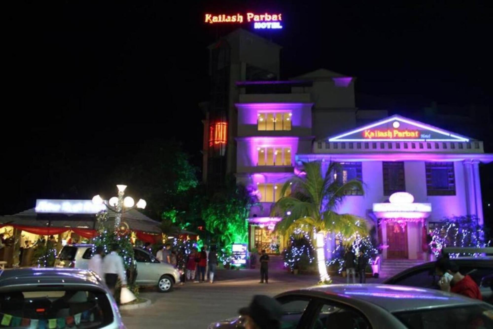 Kailash Parbat Hotel Lonavla Exterior foto